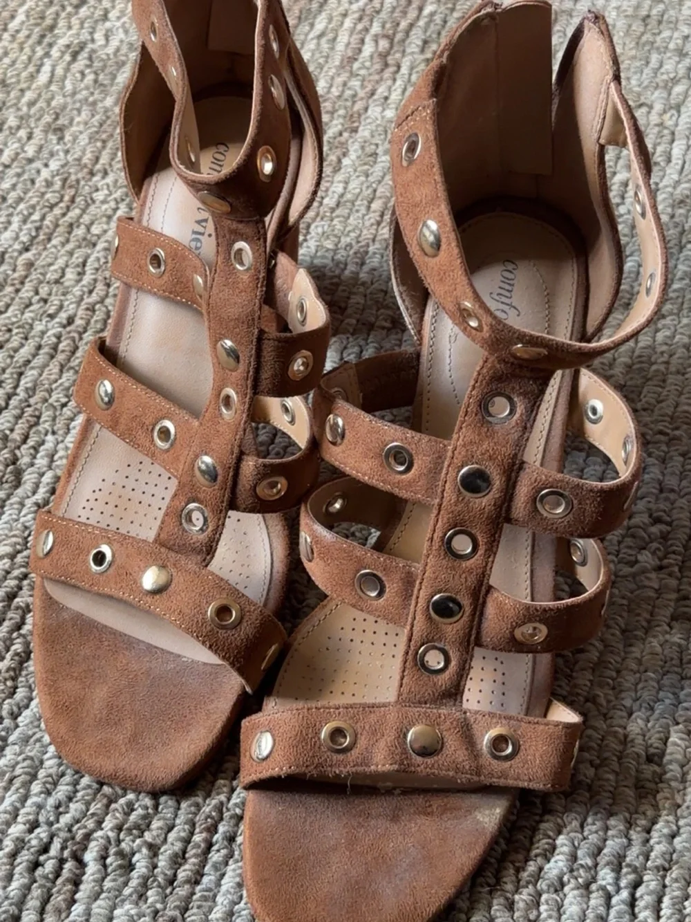 comfortview Brown Suede Studded Strappy Block Heel Sandals
